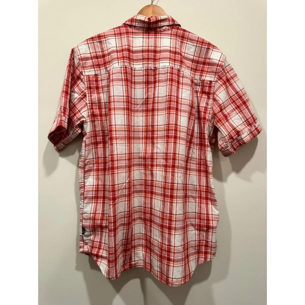 The North Face Mens Red Plaid Short Sleeve Button Up Hiking Shirt Large